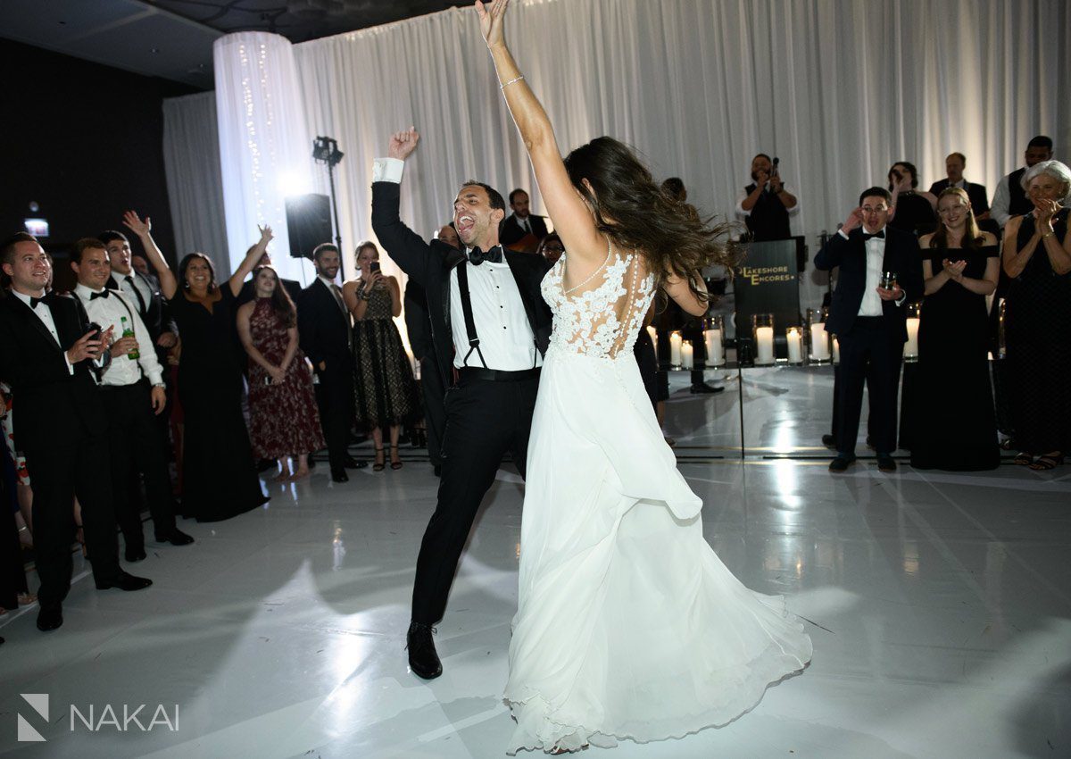 loews chicago wedding pictures reception bride groom