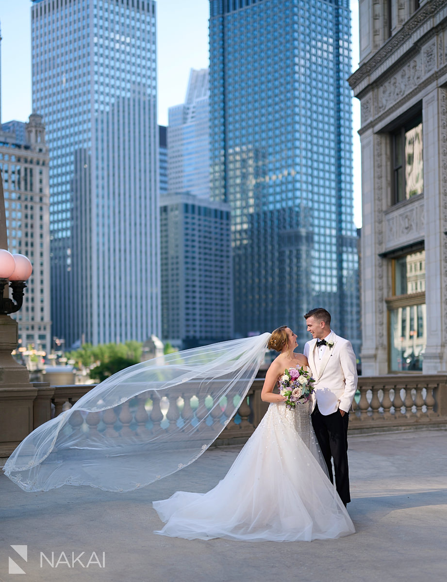 Wrigley building wedding photos bride groom