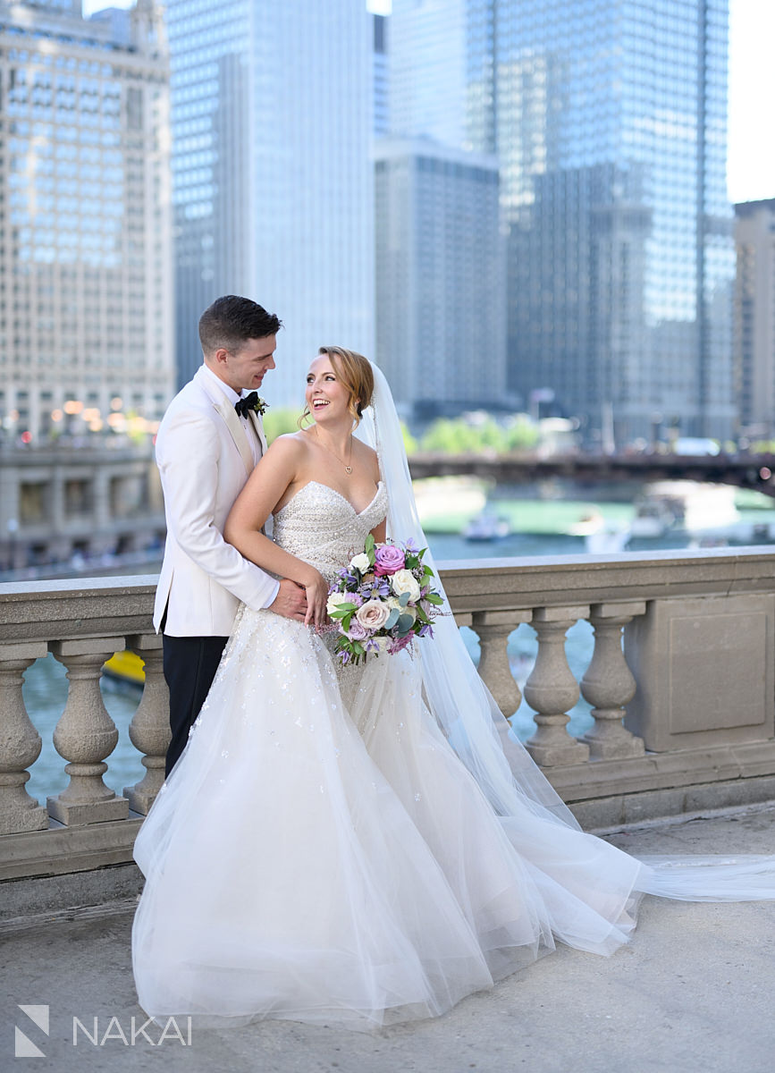 Wrigley building wedding pictures bride groom