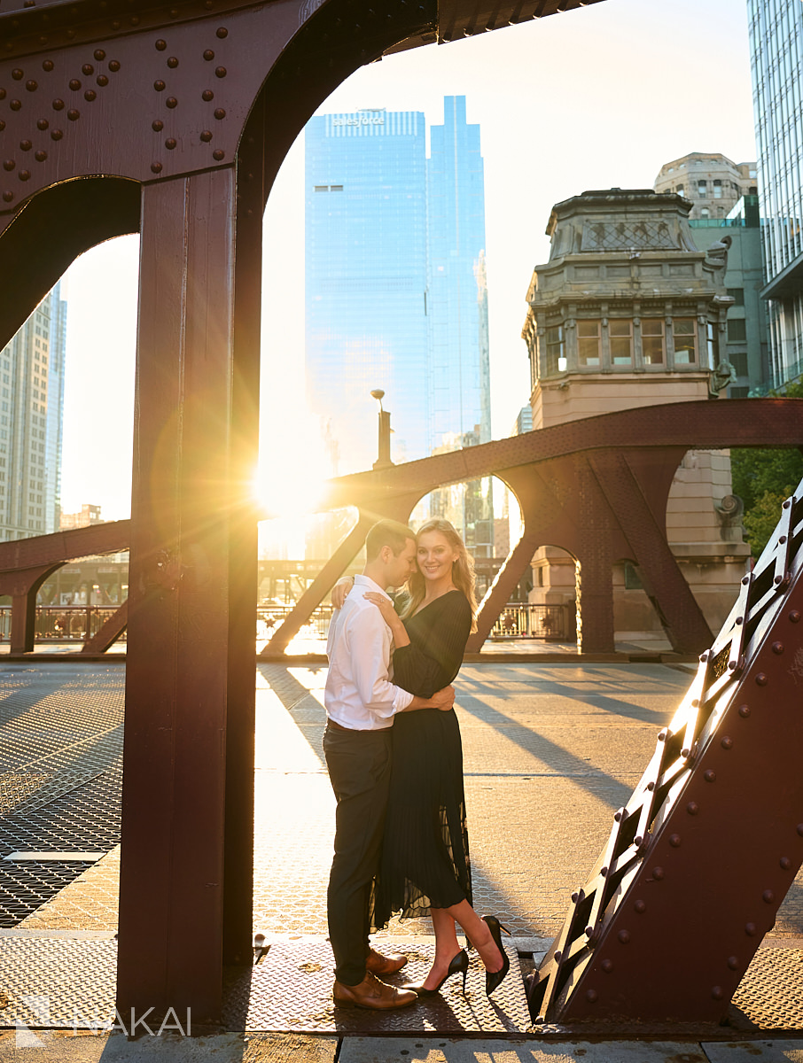 engagement photos chicago bridge sunset sunflare