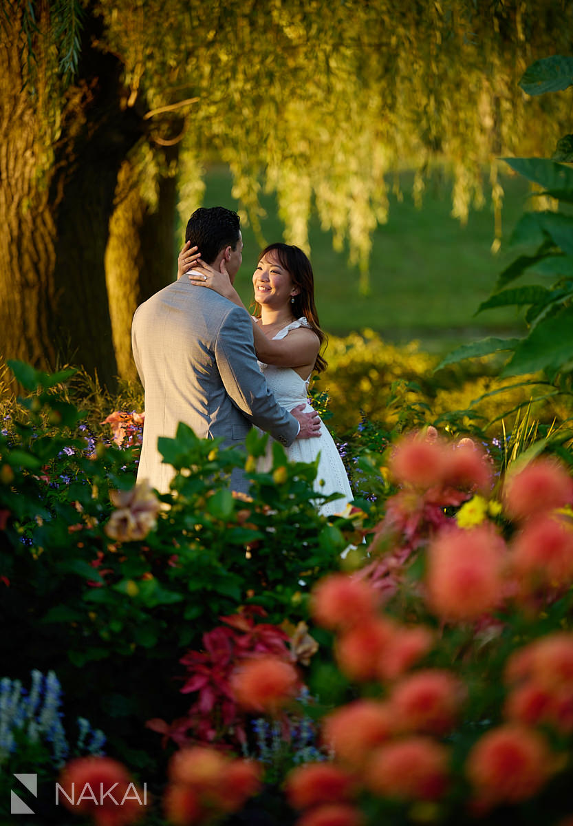 chicago botanic garden engagement photos sunset