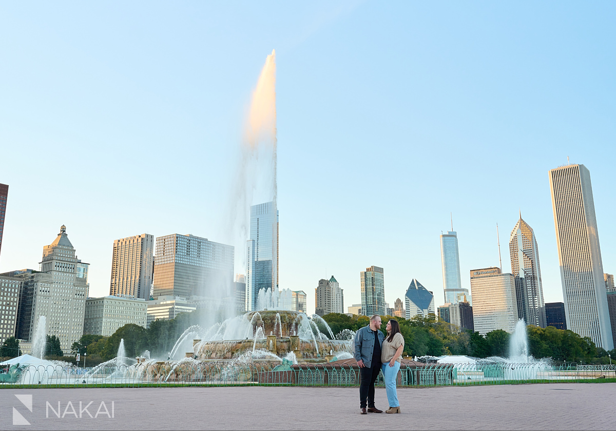 buckingham fountain engagement pictures 