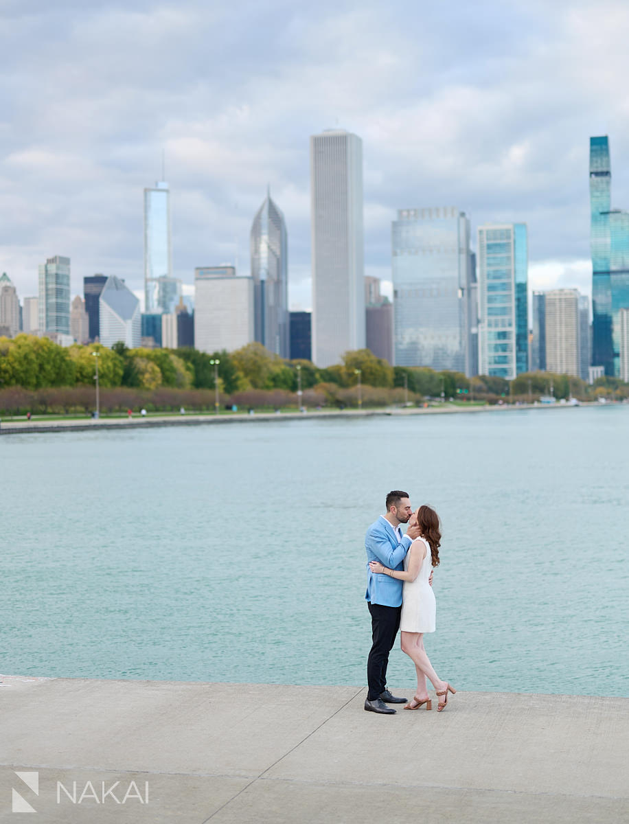 chicago museum campus engagement photos lake michigan